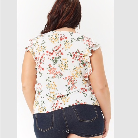 Plus size floral butterfly sleeve top - Picture 4 of 4